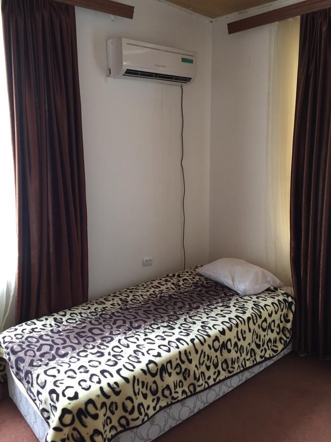 Hostel One Lenkeran Dış mekan fotoğraf